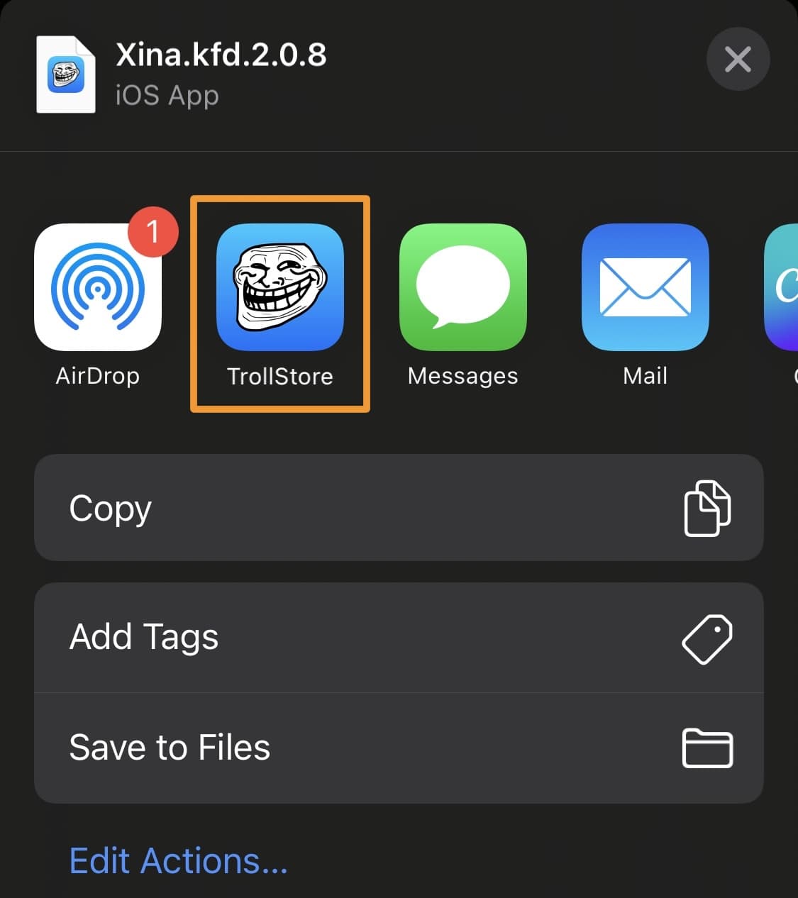 Öffnen Sie die XinaA15 v2 IPA-Datei im TrollStore.