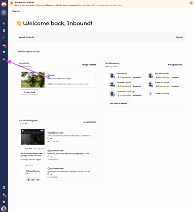 Pfeil zeigt die Analyseschaltfläche im linken Menü im Hootsuite-Dashboard
