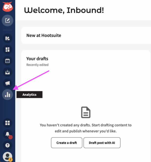 arrow pointing to analytics button in hootsuite dashboard