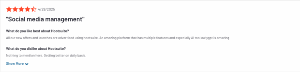 Extrait d'un avis Client Sur Hootsuite