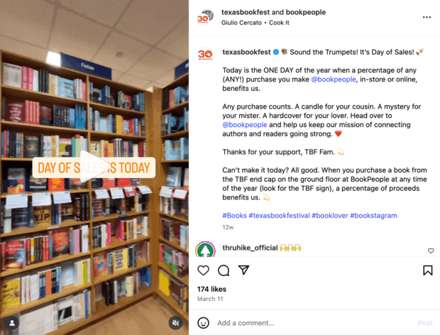 Ein Social-Media-Beitrag vom Texas Book Festival, in dem a