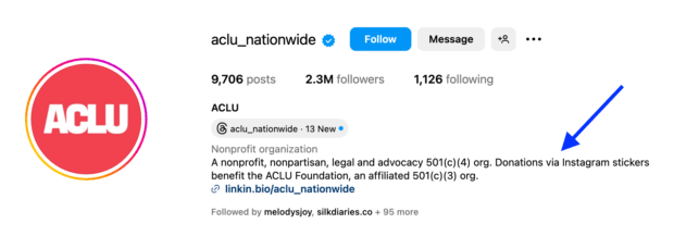 Ein Instagram-Profil für ACLU Nationwide, eine gemeinnützige Organisation, das zeigt, wie soziale Medien für gemeinnützige Organisationen zur rechtlichen Interessenvertretung und zur Annahme von Spenden über Aufkleber genutzt werden können.